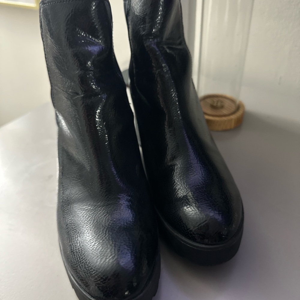 Aldo Shiny Black Ankle Booties - Size 10